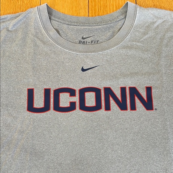 Nike UConn Dri-FIT Gray T-Shirt - Picture 2 of 4